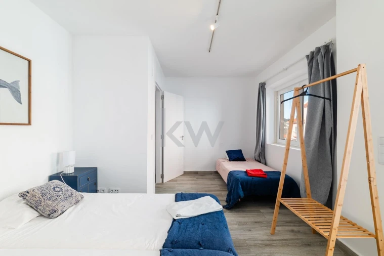 Prédio para Venda em Carregado e Cadafais Foto 18