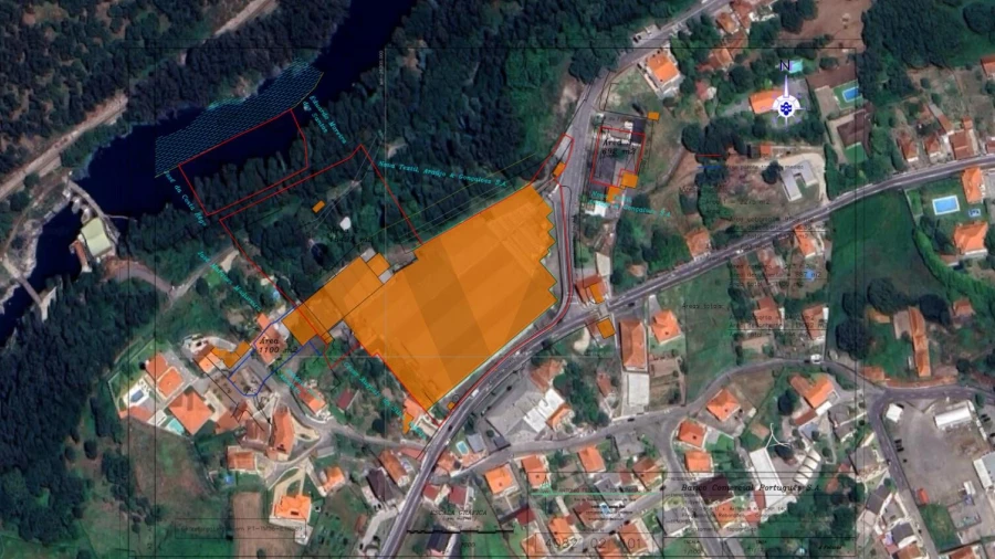 Armazém para Venda em Rebordões
