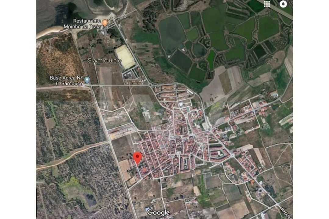 Terreno para Venda em Samouco Foto 2