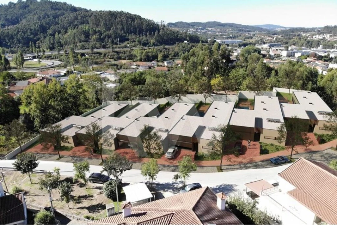 Moradia T4 para Venda em Celeirós, Aveleda e Vimieiro Foto 6