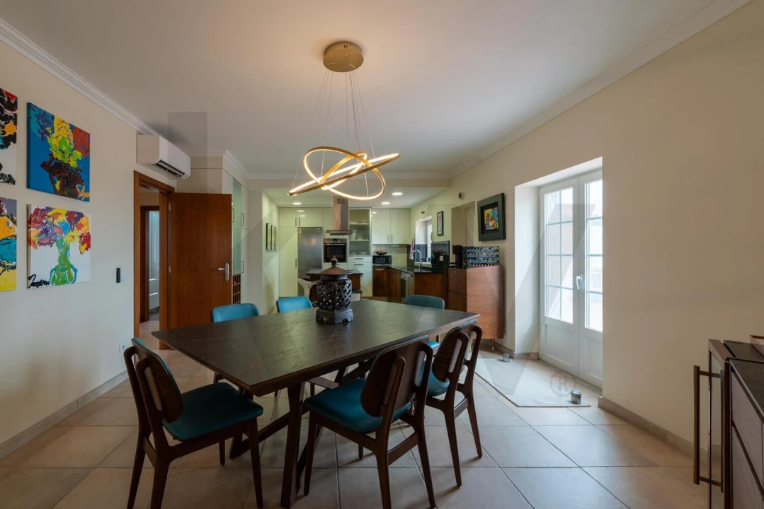 Moradia T4 para Venda em Reguengo Grande Foto 21