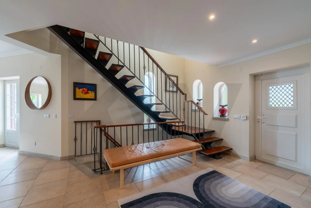 Moradia T4 para Venda em Reguengo Grande Foto 5