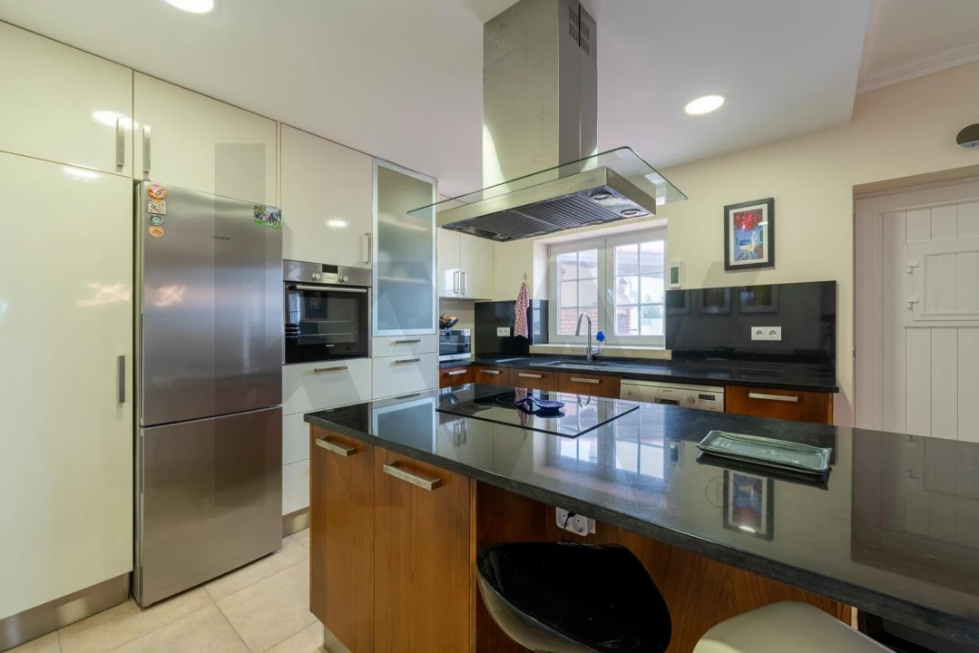 Moradia T4 para Venda em Reguengo Grande Foto 19