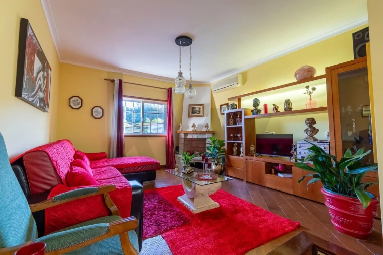 Moradia T3 para Venda em O. Azeméis, Riba-Ul, Ul, Macinhata Seixa, Madail Foto 9