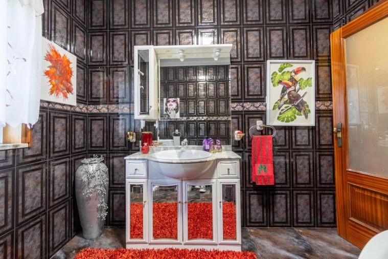 Moradia T3 para Venda em O. Azeméis, Riba-Ul, Ul, Macinhata Seixa, Madail Foto 17