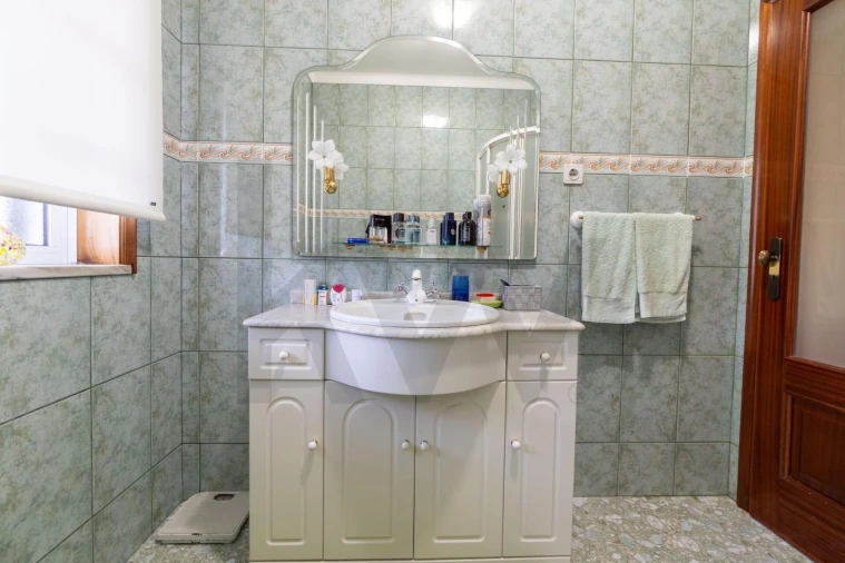 Moradia T3 para Venda em O. Azeméis, Riba-Ul, Ul, Macinhata Seixa, Madail Foto 32