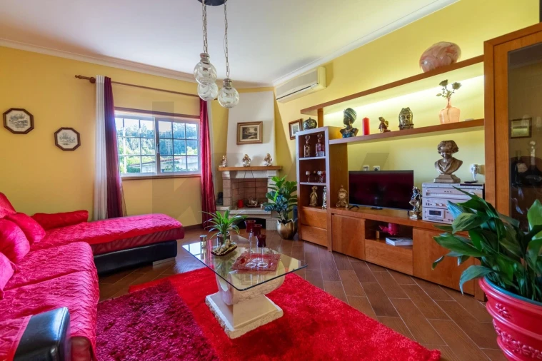 Moradia T3 para Venda em O. Azeméis, Riba-Ul, Ul, Macinhata Seixa, Madail Foto 6