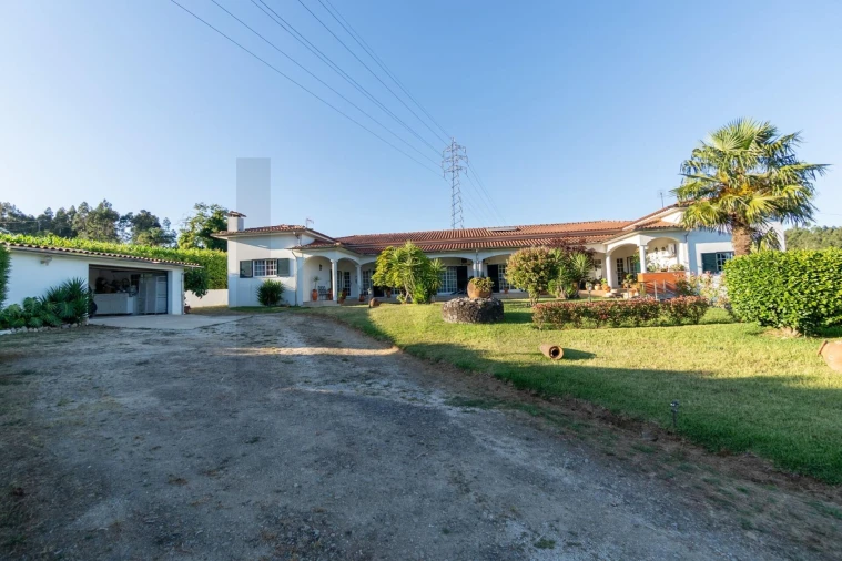 Moradia T3 para Venda em O. Azeméis, Riba-Ul, Ul, Macinhata Seixa, Madail Foto 64