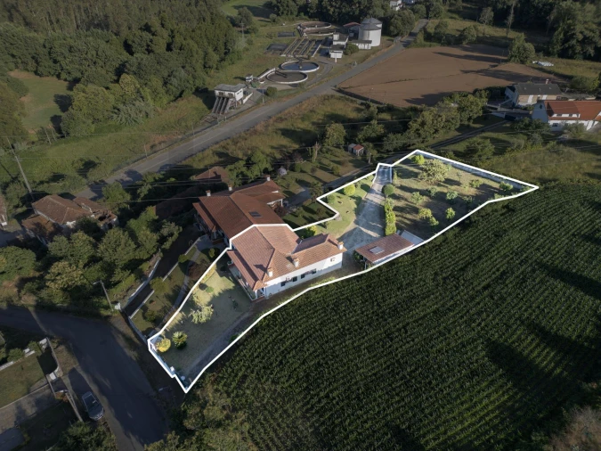 Moradia T3 para Venda em O. Azeméis, Riba-Ul, Ul, Macinhata Seixa, Madail Foto 48