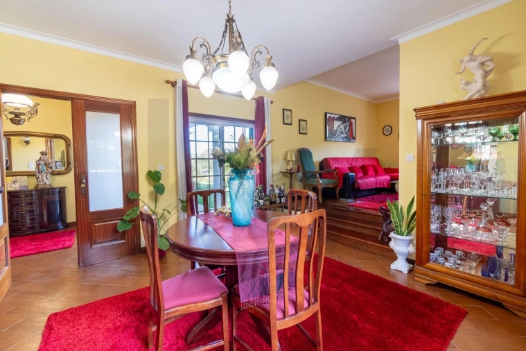 Moradia T3 para Venda em O. Azeméis, Riba-Ul, Ul, Macinhata Seixa, Madail Foto 4