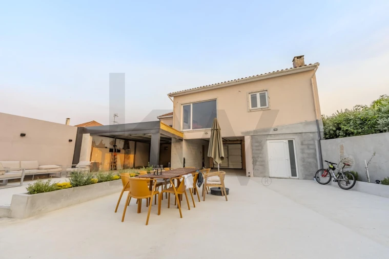 Moradia T3 para Venda em Aveleda Foto 15