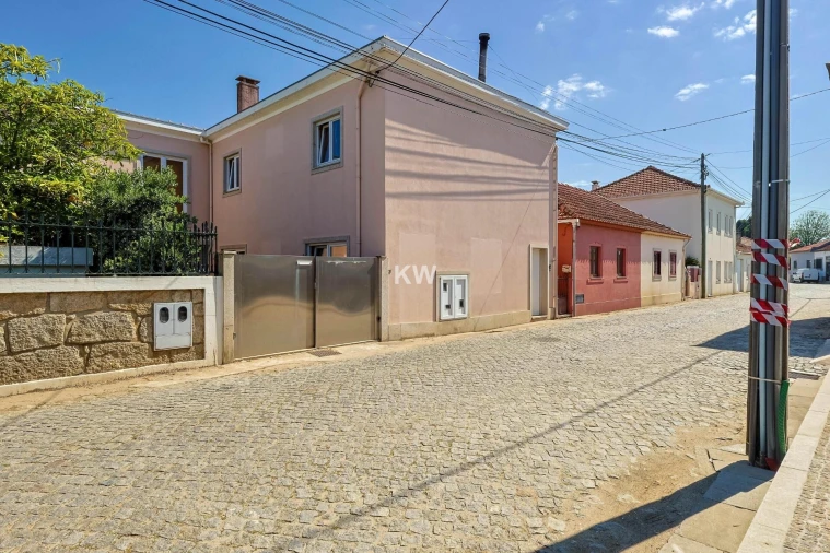 Moradia T3 para Venda em Aveleda Foto 42