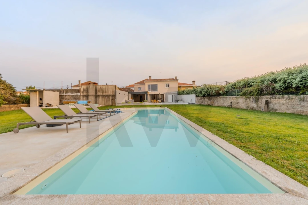 Moradia T3 para Venda em Aveleda Foto 10