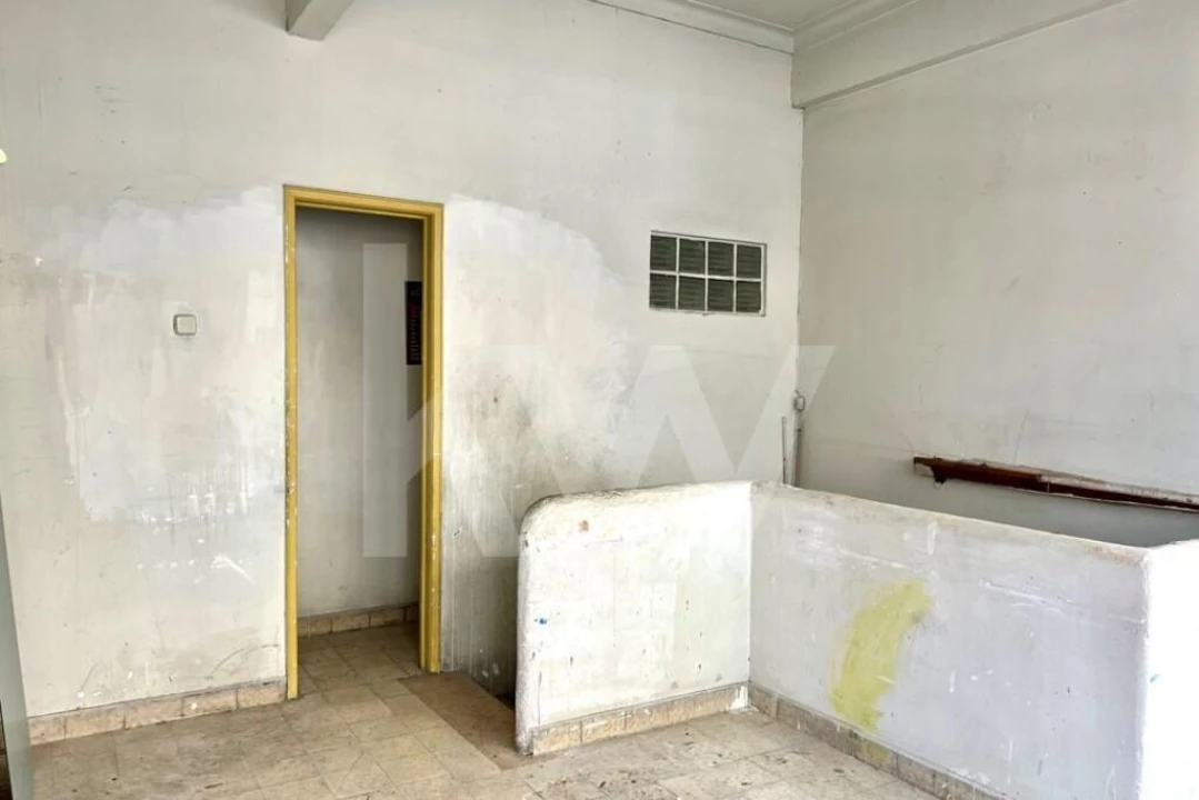 Loja para Arrendamento em Estrela Foto 10