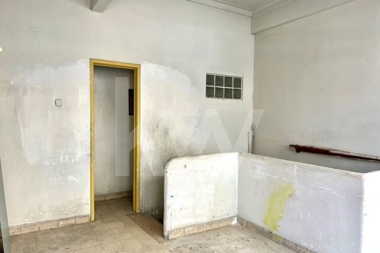 Loja para Arrendamento em Estrela Foto 10