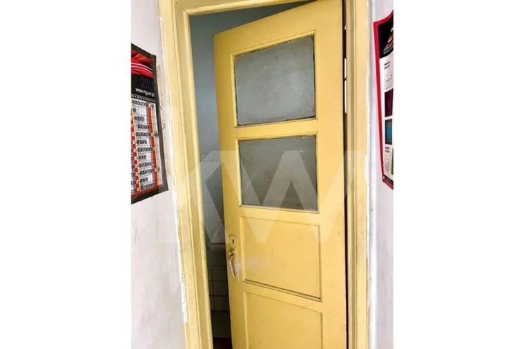 Loja para Arrendamento em Estrela Foto 9