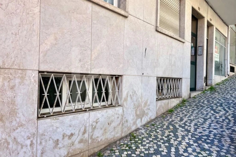 Loja para Arrendamento em Estrela Foto 13