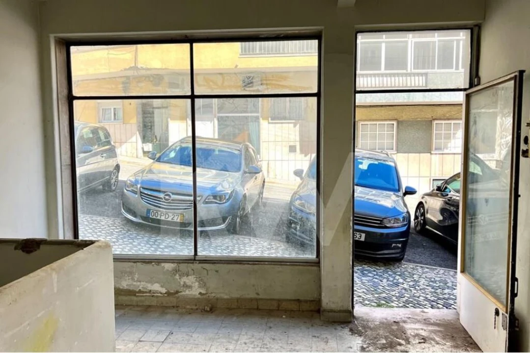 Loja para Arrendamento em Estrela Foto 17