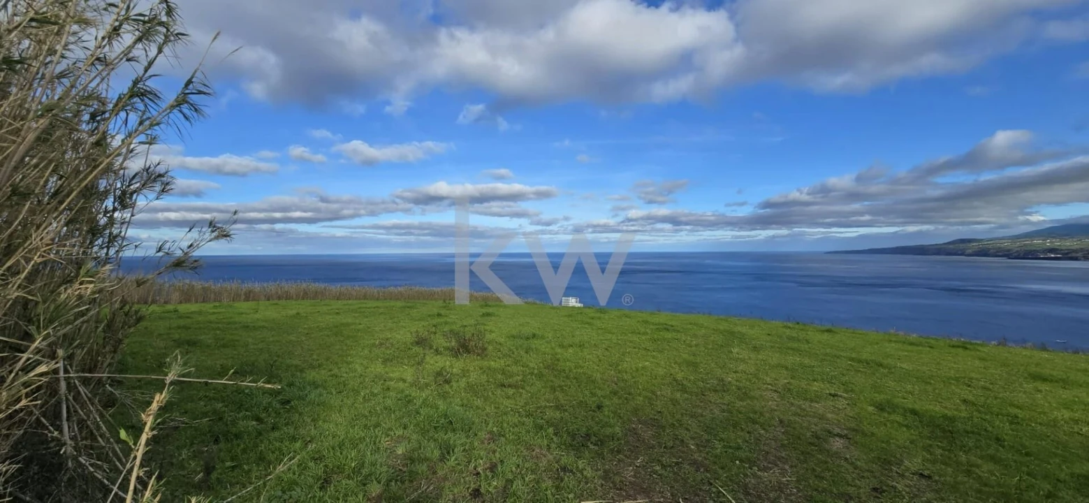 Terreno para Venda em Ribeirinha Foto 11