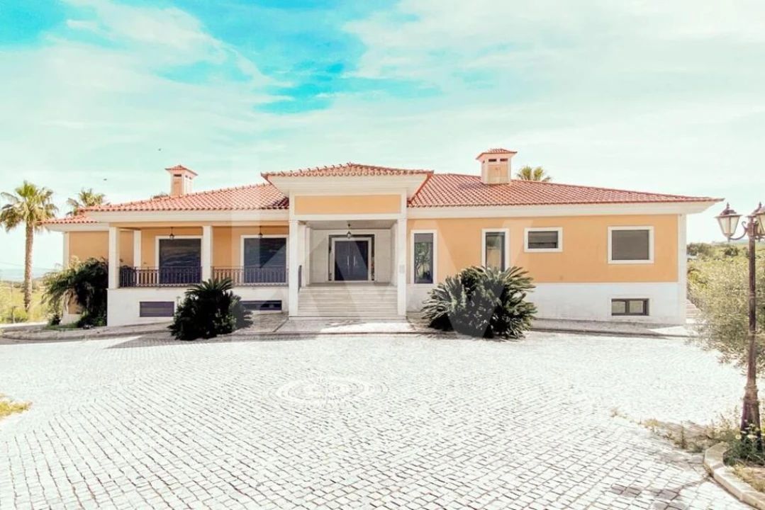 Moradia T8 para Venda em Vila Franca de Xira Foto 34