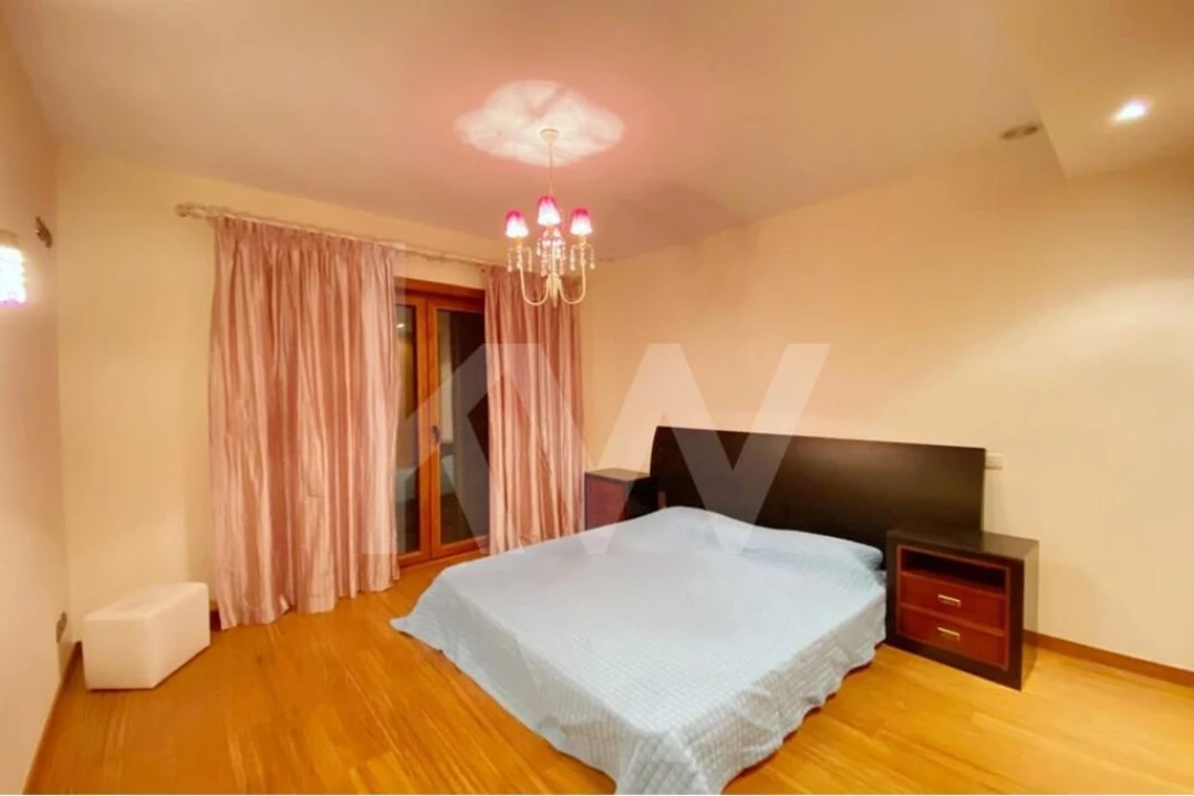 Moradia T8 para Venda em Vila Franca de Xira Foto 27