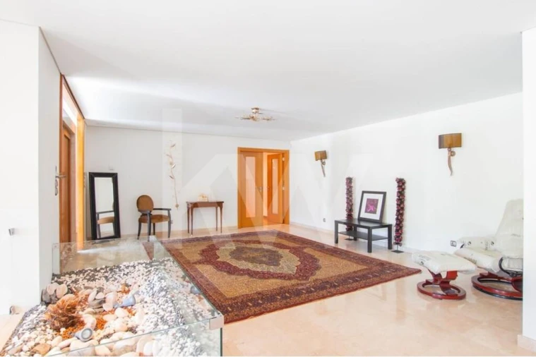 Moradia T8 para Venda em Vila Franca de Xira Foto 10