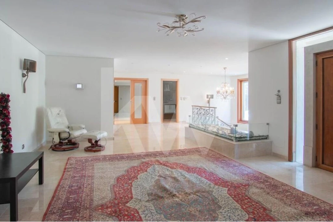 Moradia T8 para Venda em Vila Franca de Xira Foto 15