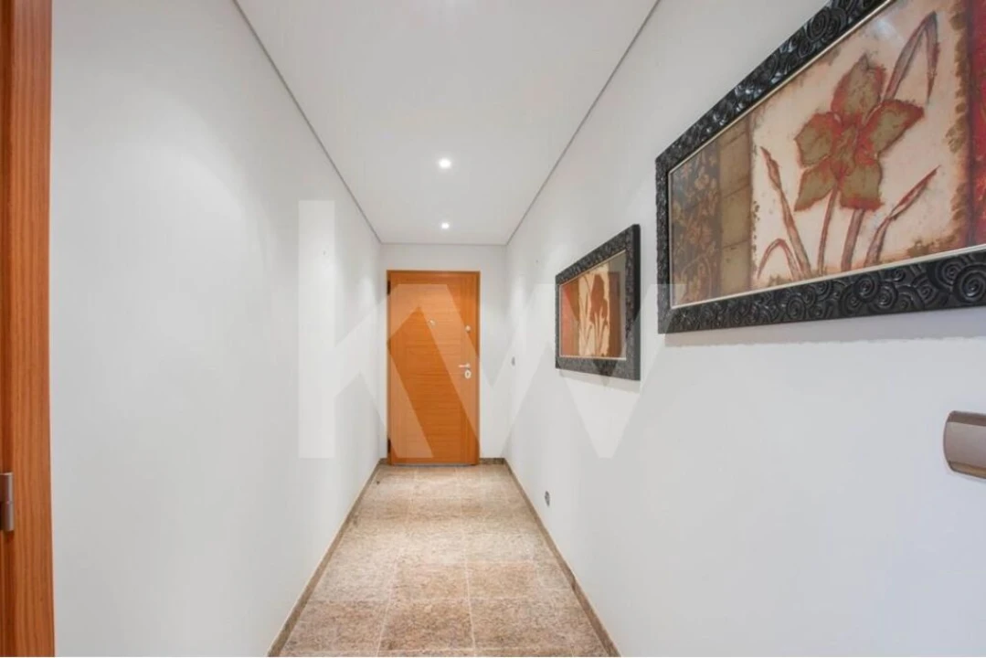 Moradia T8 para Venda em Vila Franca de Xira Foto 8