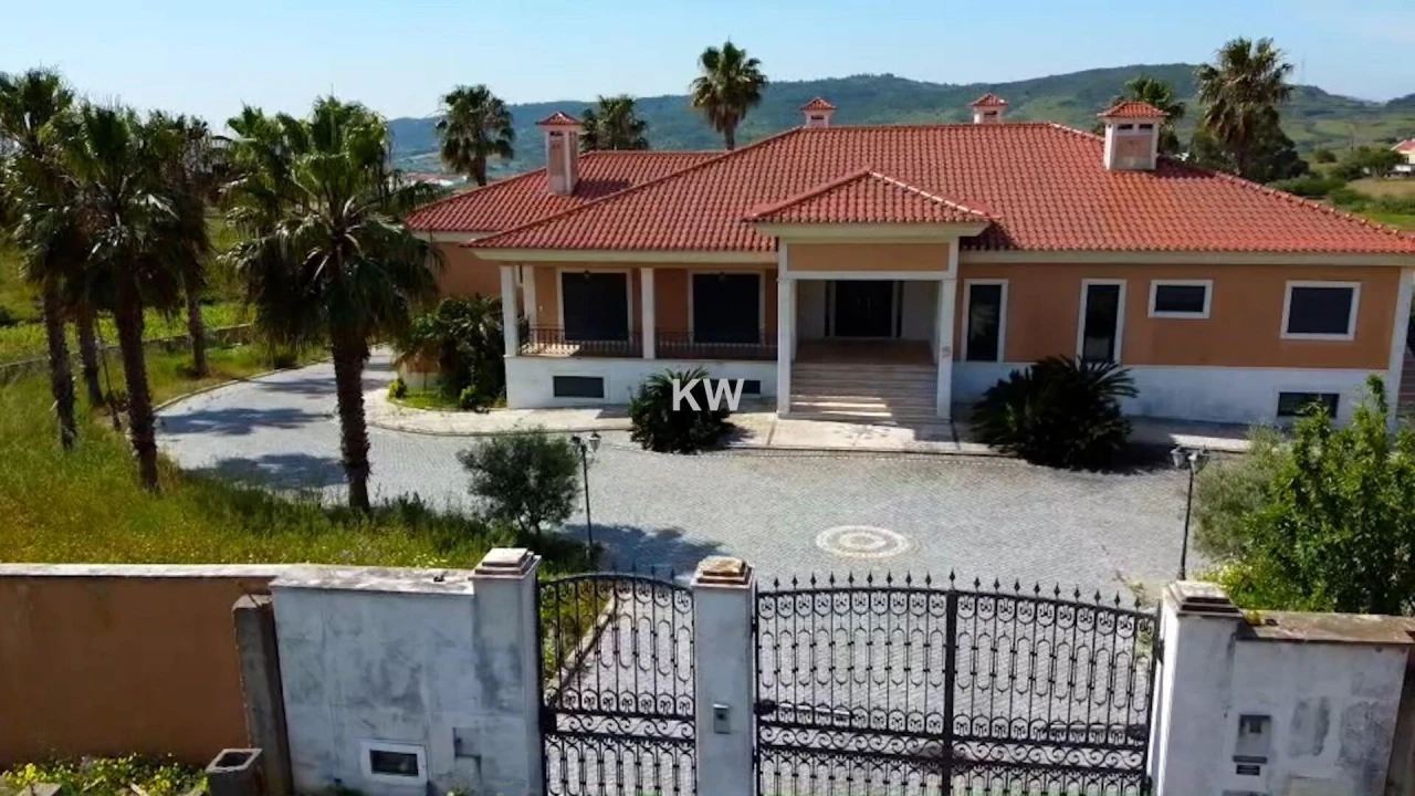 Moradia T8 para Venda em Vila Franca de Xira Foto 31