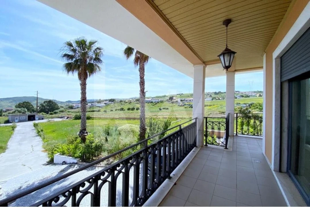 Moradia T8 para Venda em Vila Franca de Xira Foto 17