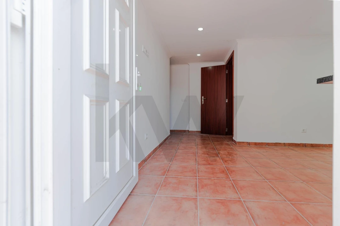 Moradia T3 para Venda em Santa Catarina da Fonte do Bispo Foto 9