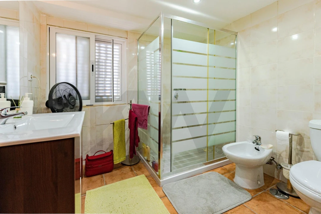 Moradia T3 para Venda em Santa Catarina da Fonte do Bispo Foto 32