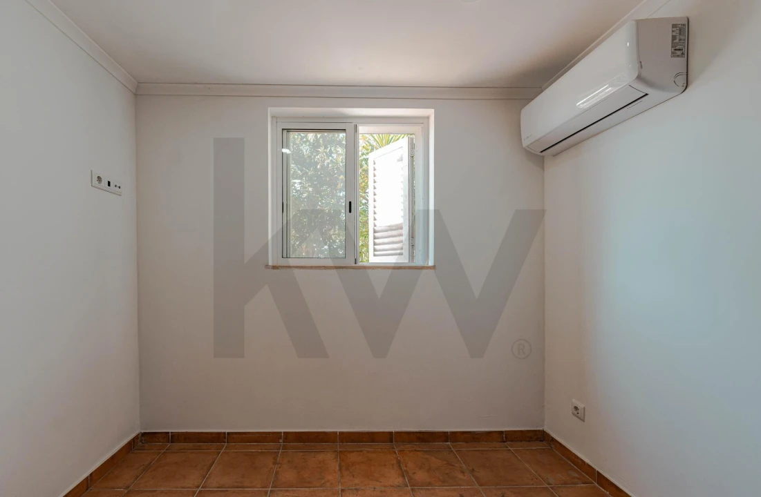 Moradia T3 para Venda em Santa Catarina da Fonte do Bispo Foto 13