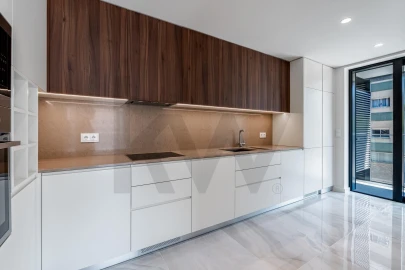 Apartamento T3 para Venda em Mafamude e Vilar do Paraíso