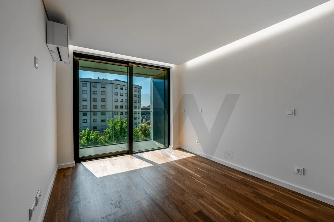Apartamento T3 para Venda em Mafamude e Vilar do Paraíso Foto 7