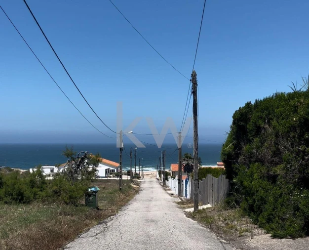 Moradia T2 para Venda em São Pedro da Cadeira Foto 3