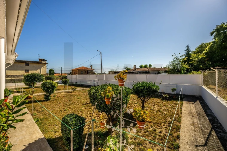 Moradia T2 para Venda em Grijó e Sermonde Foto 24