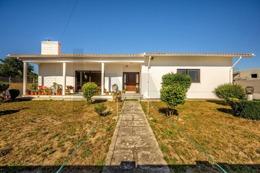 Moradia T2 para Venda em Grijó e Sermonde Foto 1