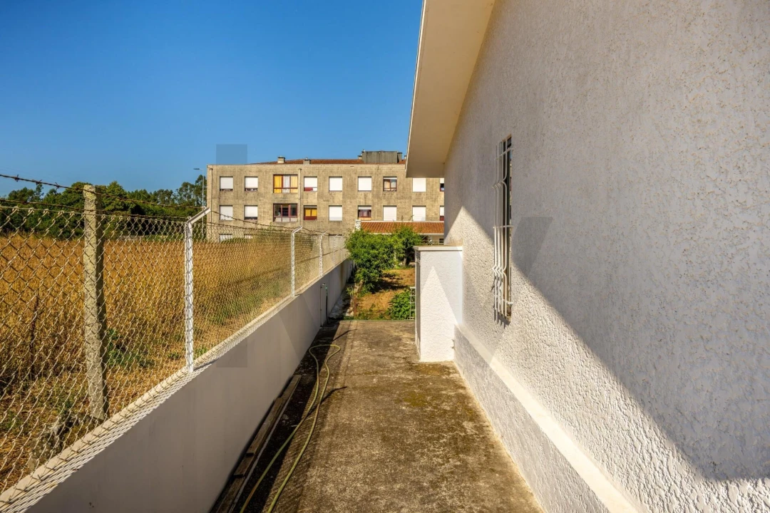 Moradia T2 para Venda em Grijó e Sermonde Foto 25