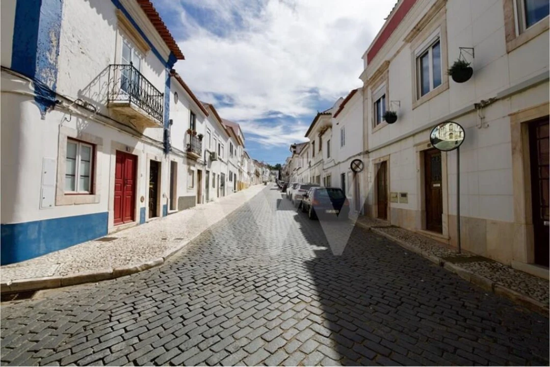 Moradia T5 para Venda em São Bento do Cortiço e Santo Estêvão Foto 3