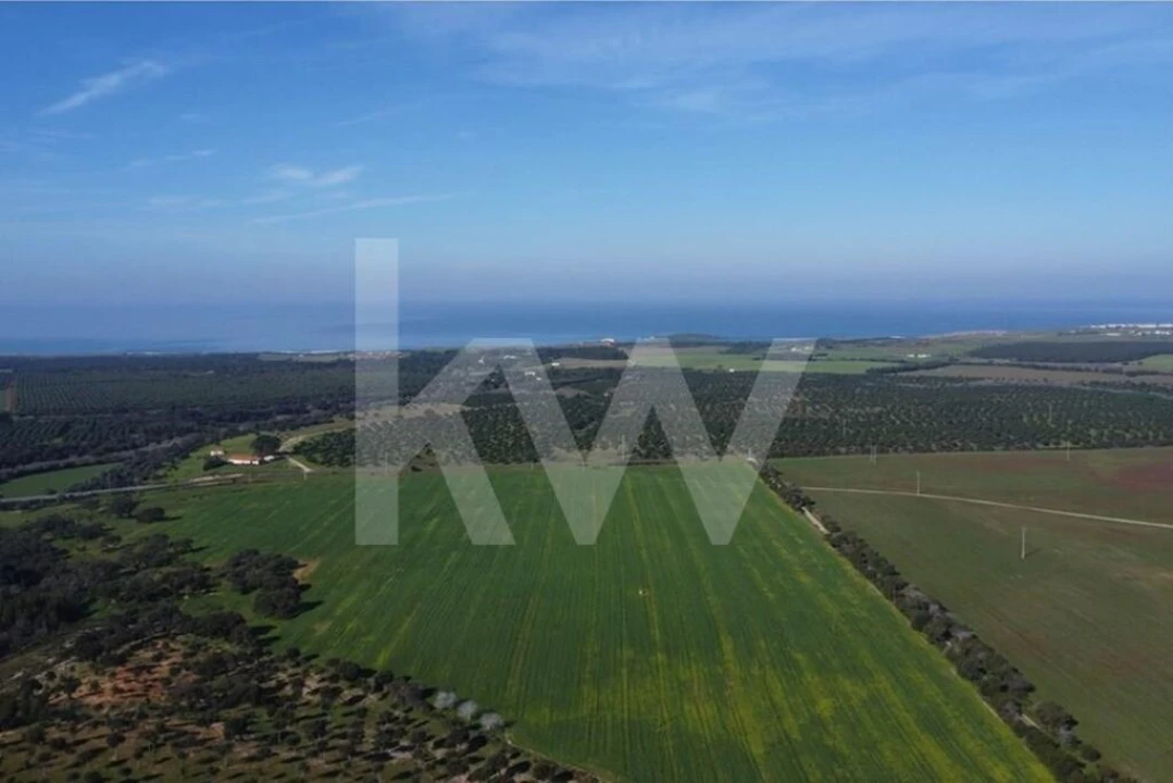 Terreno para Venda em Porto Covo Foto 1