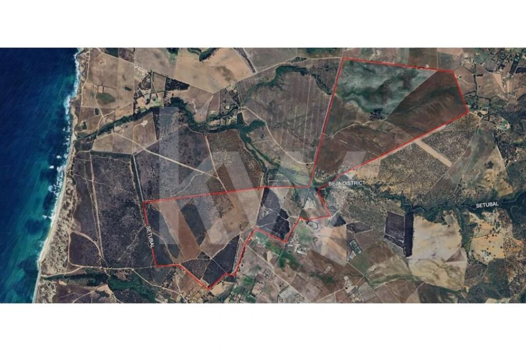 Terreno para Venda em Porto Covo Foto 2