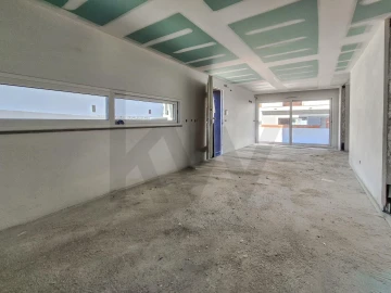 Moradia T4 para Venda em São Domingos de Rana