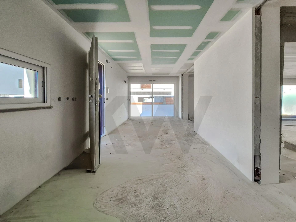 Moradia T4 para Venda em São Domingos de Rana Foto 9