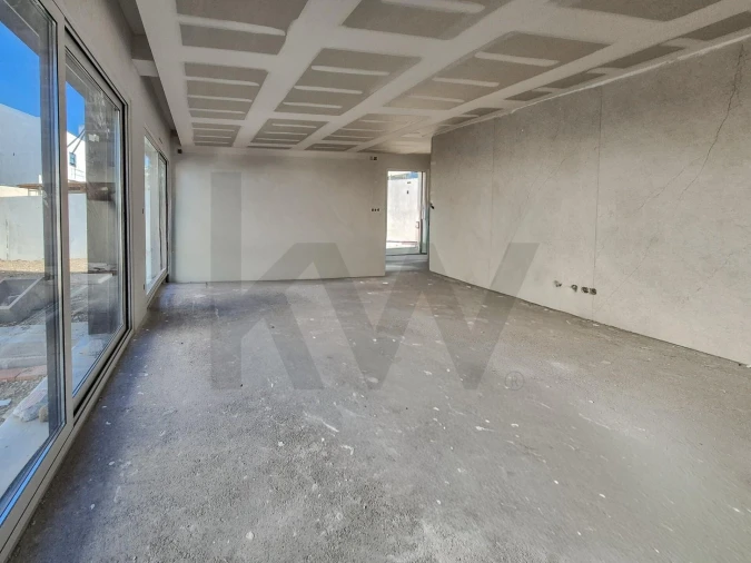 Moradia T4 para Venda em São Domingos de Rana Foto 11