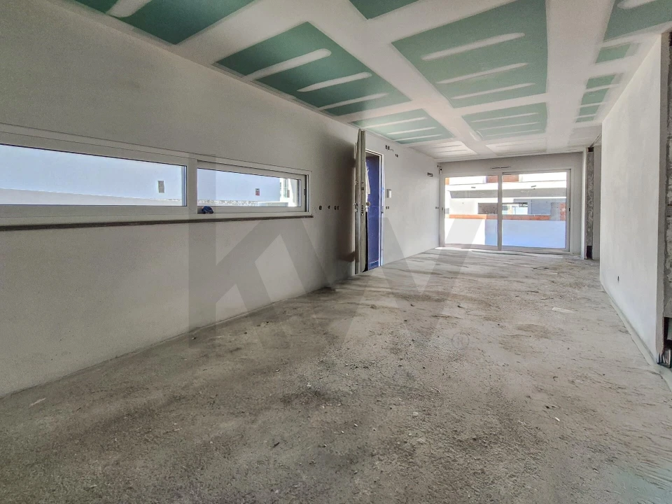 Moradia T4 para Venda em São Domingos de Rana Foto 8