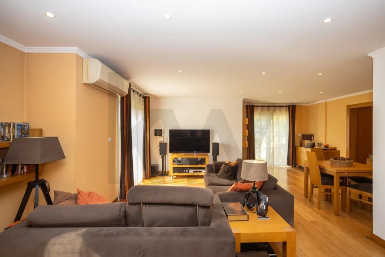 Moradia T4 para Venda em Oeiras e São Julião da Barra, Paço de Arcos e Caxias Foto 5