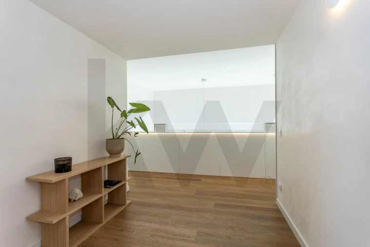 Moradia T4 para Venda em Ajuda