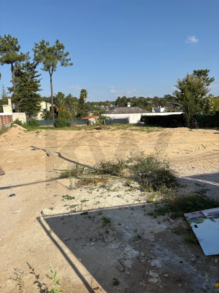 Terreno para Venda em Corroios Foto 5