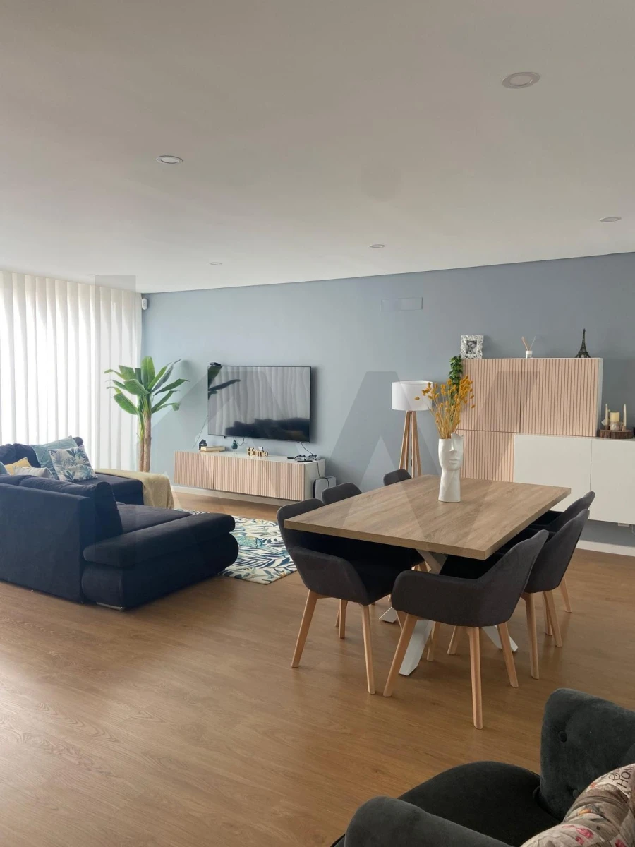 Moradia T3 para Venda em Algueirão-Mem Martins Foto 5